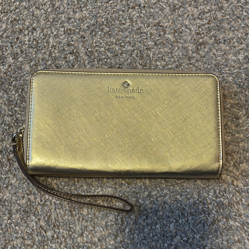Kate spade Cluch
